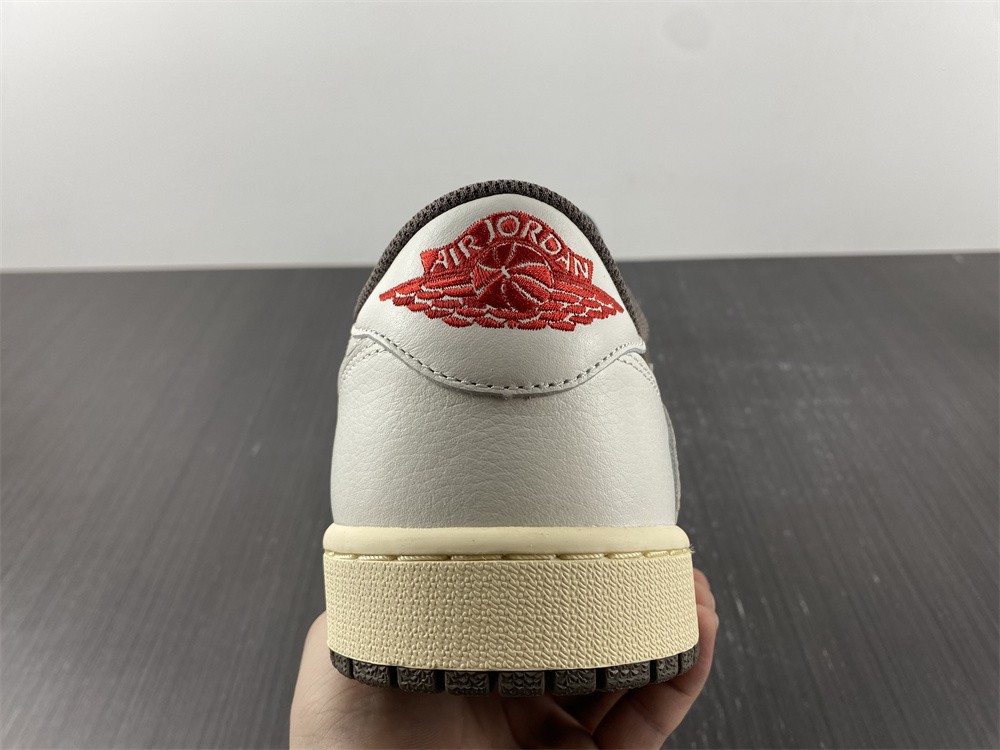 Jordan 1 Retro Low OG SP Travis Scott Reverse Mocha