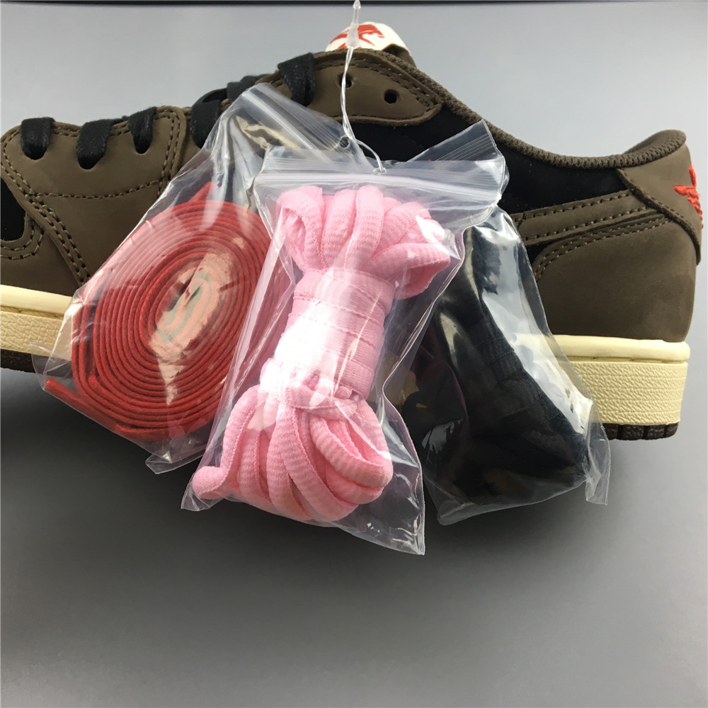 Jordan 1 Retro Low OG SP Travis Scott