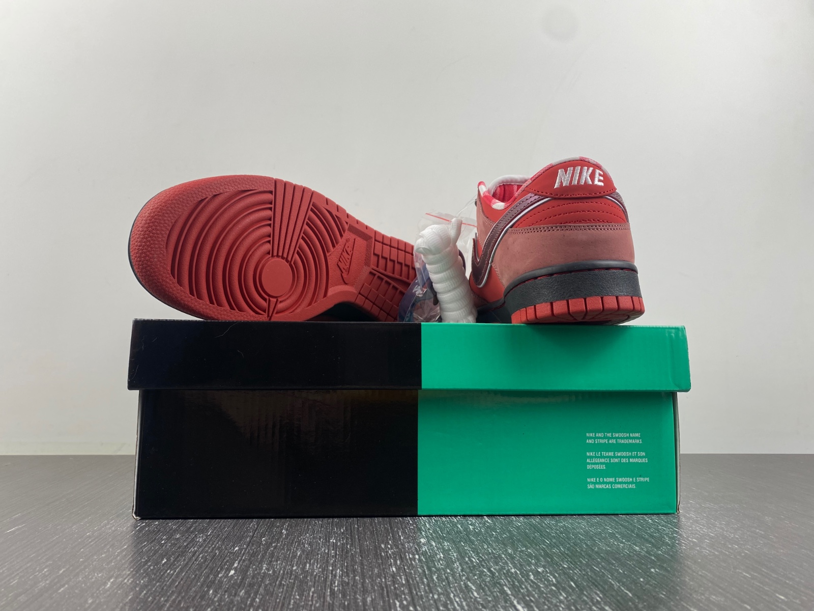 Nike Dunk SB Low Red Lobster