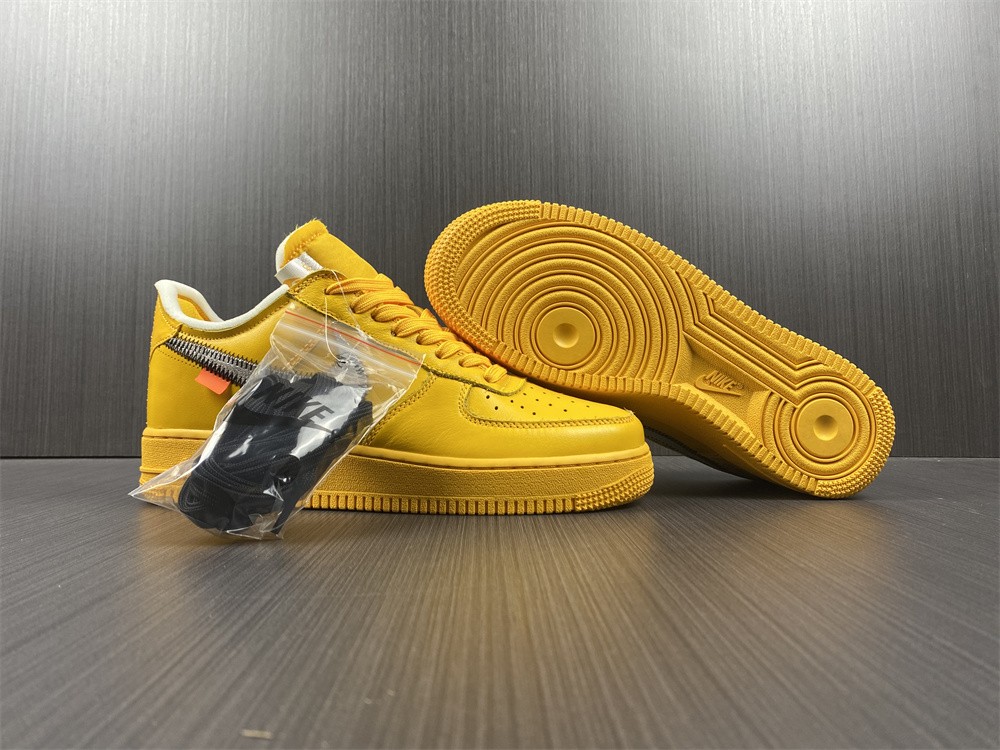 Nike Air Force 1 Low OFF-WHITE University Gold Metallic Silver