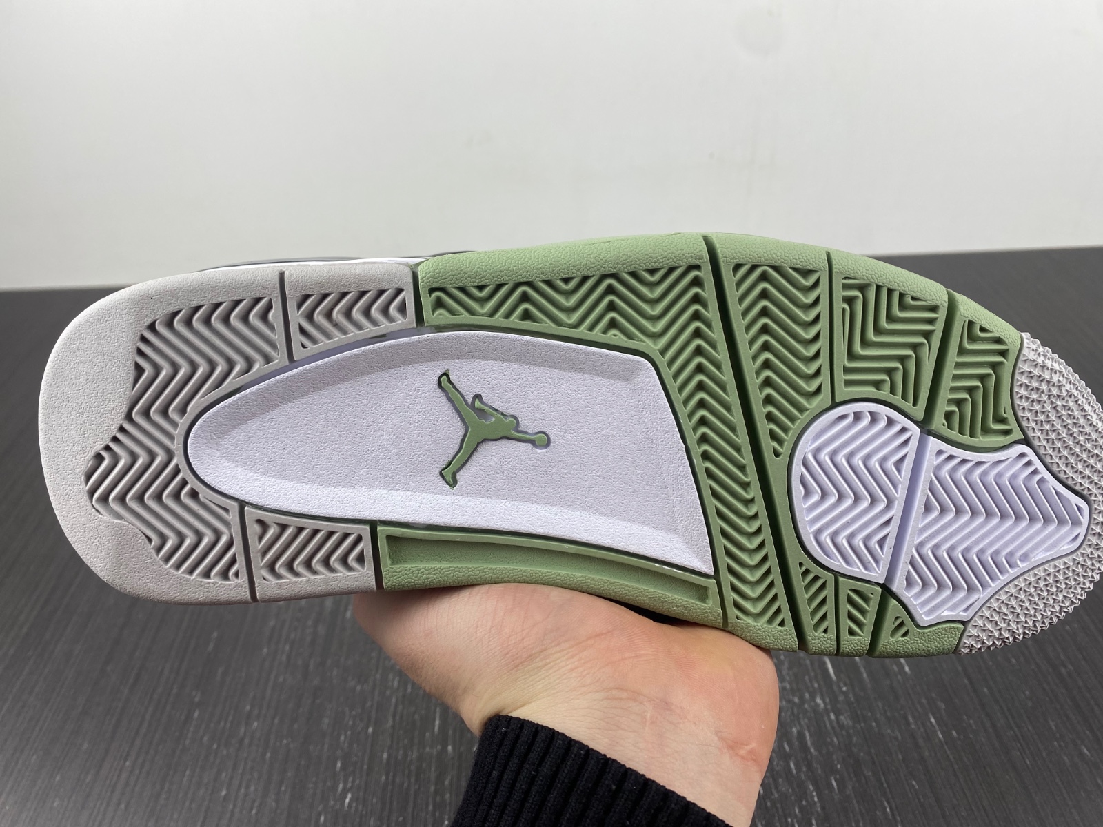Jordan 4 Retro Seafoam