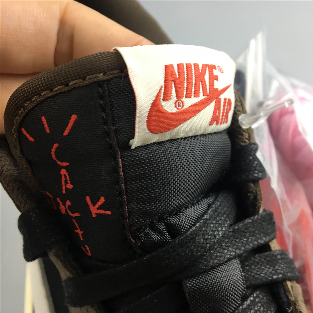 Jordan 1 Retro Low OG SP Travis Scott