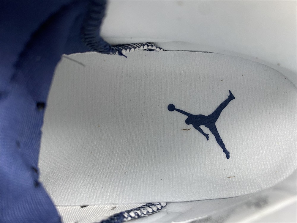 Jordan 6 Retro Midnight Navy (2022)