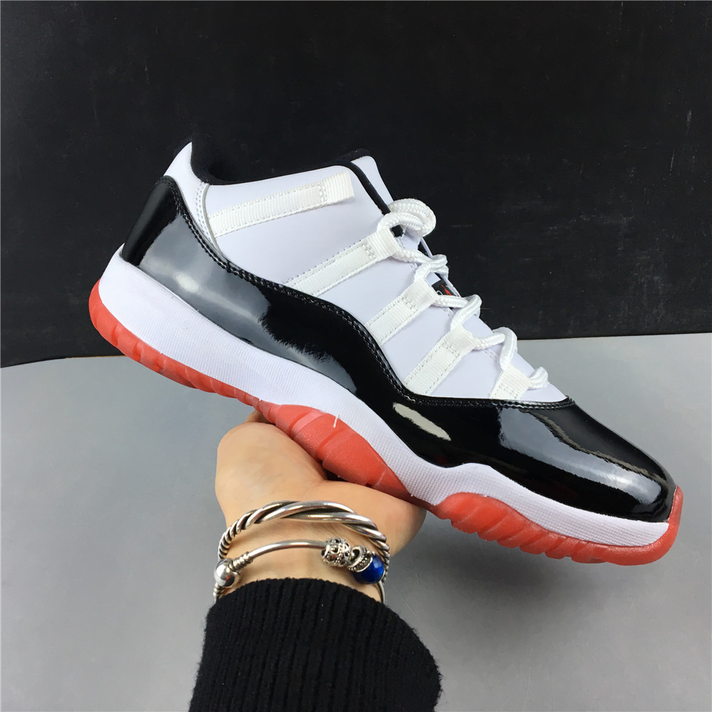 AIR JORDAN 11 RETRO LOW CONCORD BRED AV2187-160