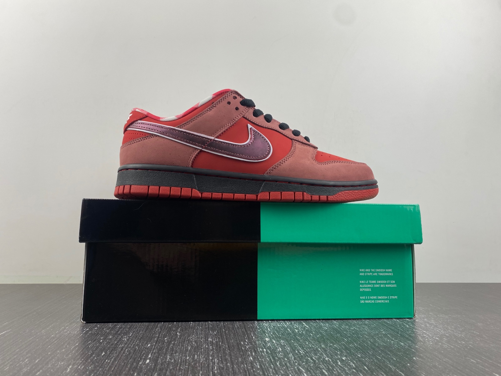 Nike Dunk SB Low Red Lobster