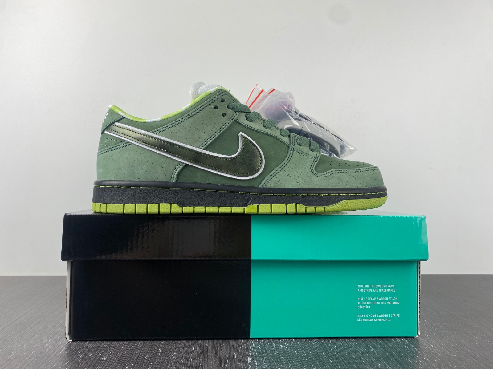 Nike SB Dunk Low Concepts Green Lobster (Regular Box)
