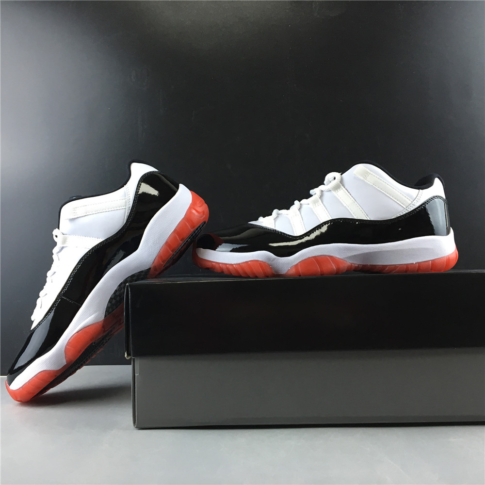 AIR JORDAN 11 RETRO LOW CONCORD BRED AV2187-160