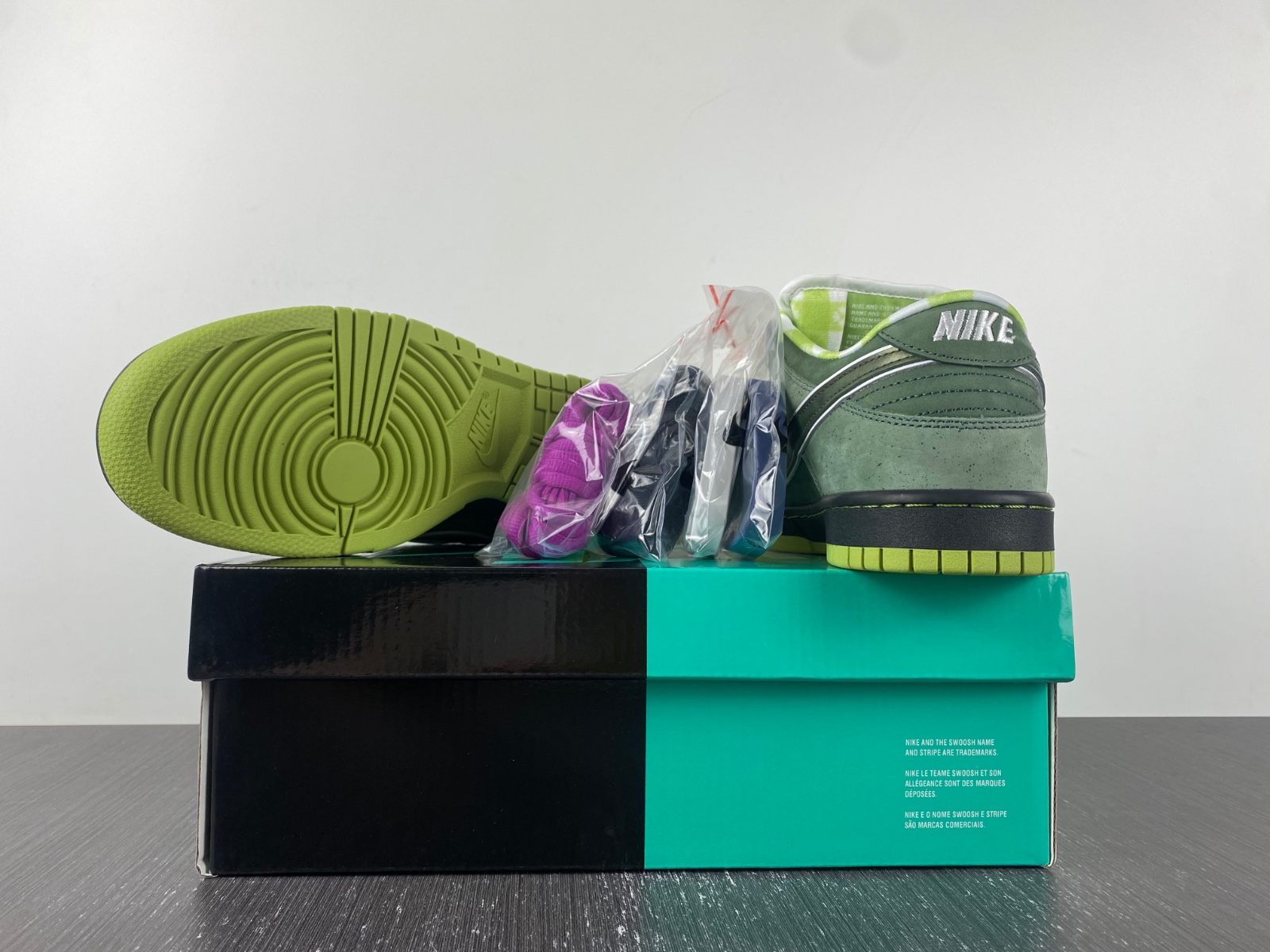 Nike SB Dunk Low Concepts Green Lobster (Regular Box)