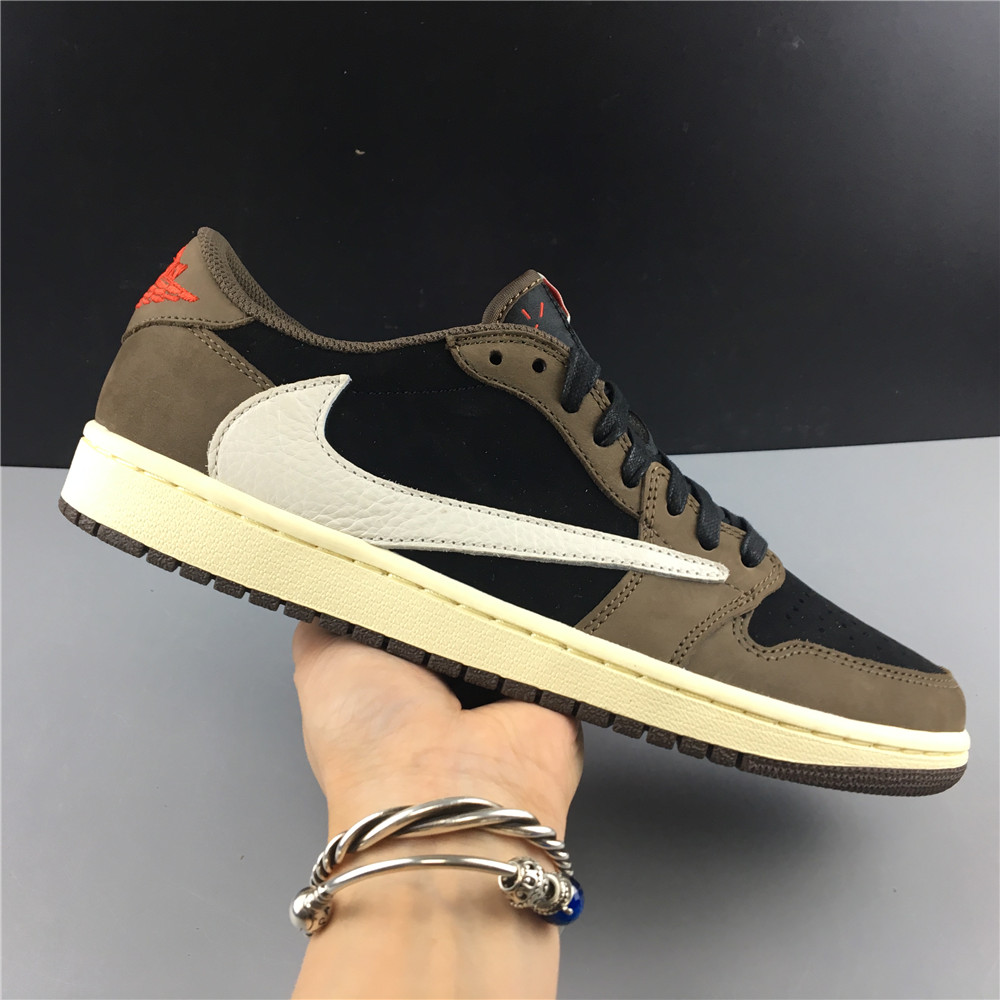Jordan 1 Retro Low OG SP Travis Scott