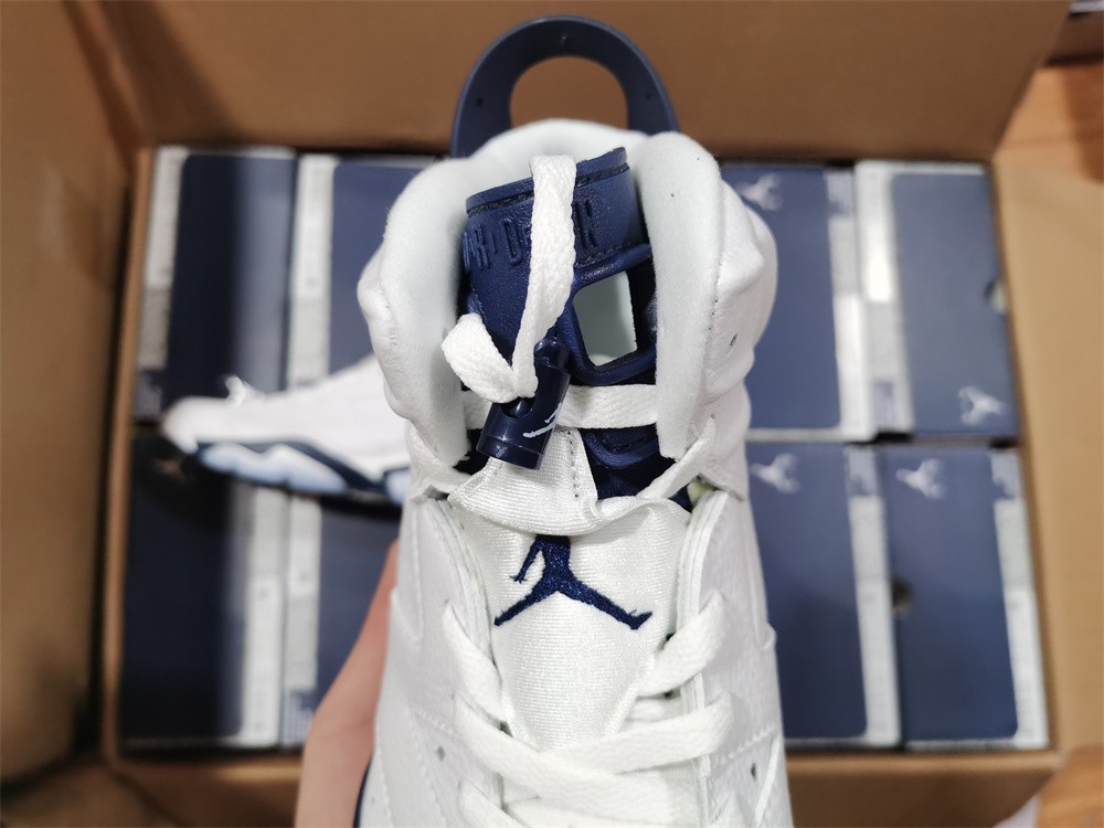 Jordan 6 Retro Midnight Navy (2022)