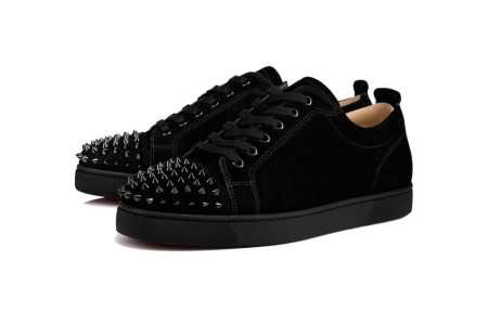 CHRISTIAN LOUBOUTIN LOUIS JUNIOR SPIKES