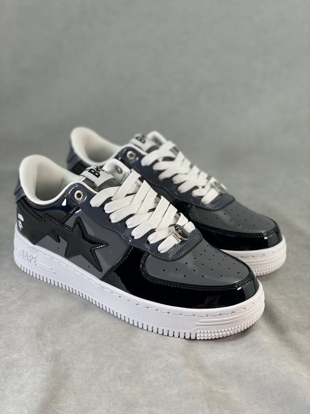 B*PE SNEAKER