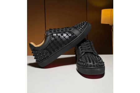 CHRISTIAN LOUBOUTIN LOUIS JUNIOR SPIKES