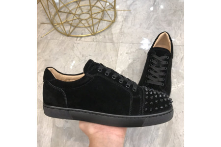 CHRISTIAN LOUBOUTIN LOUIS JUNIOR SPIKES