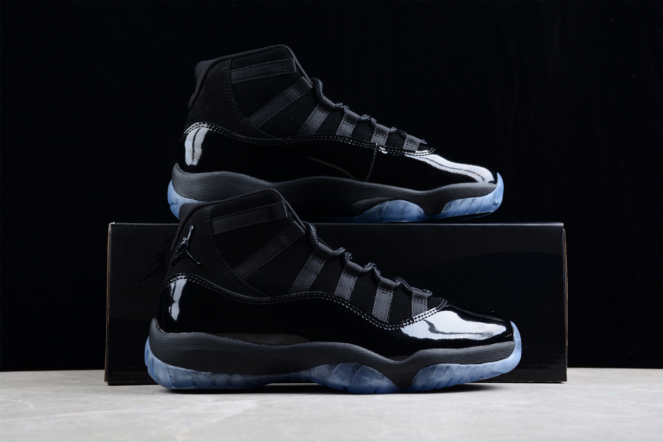AIR JORDAN 11 ??CAP AND GOWN?? BLACK 378037-005