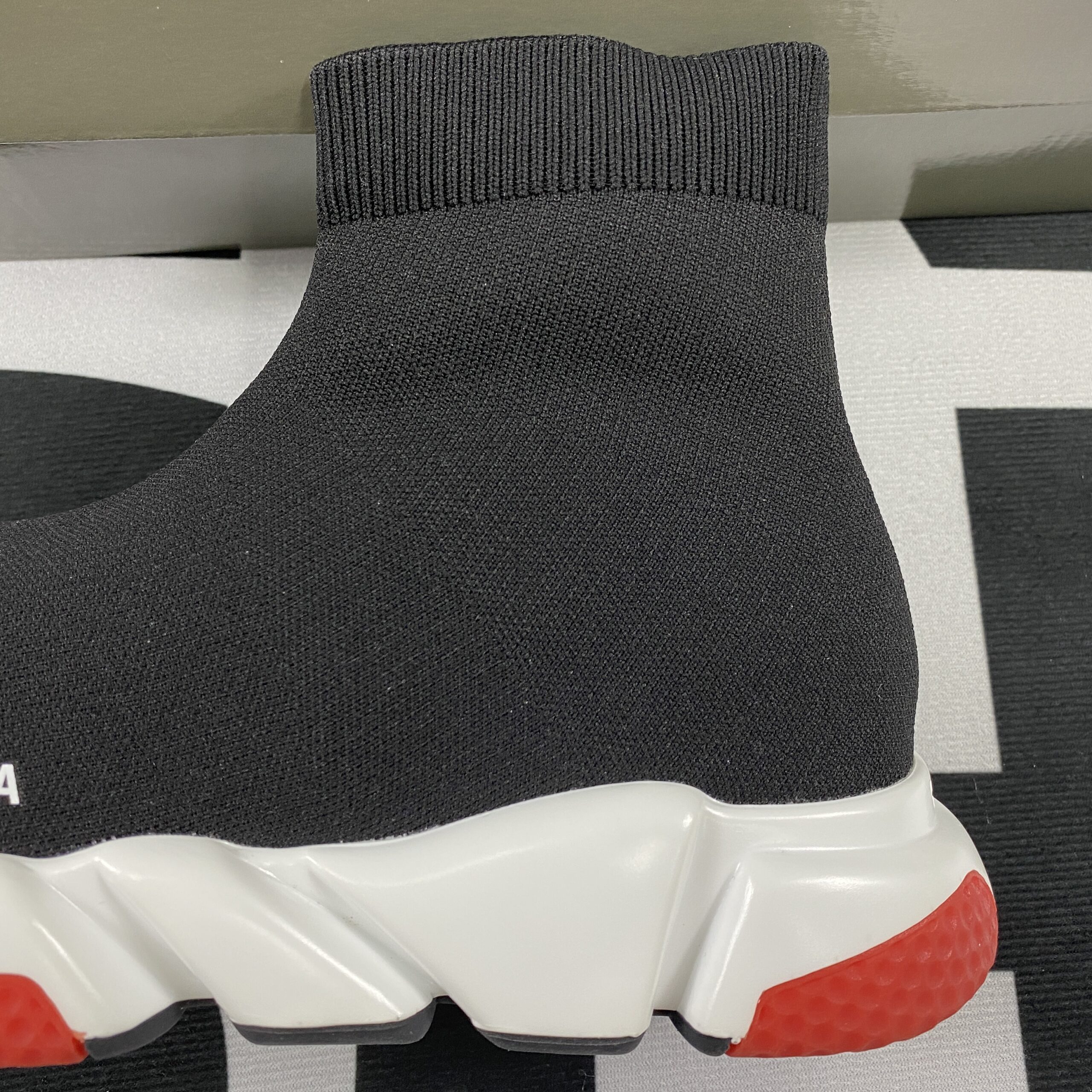Balenciaga Speed Trainer Mid Black Red
