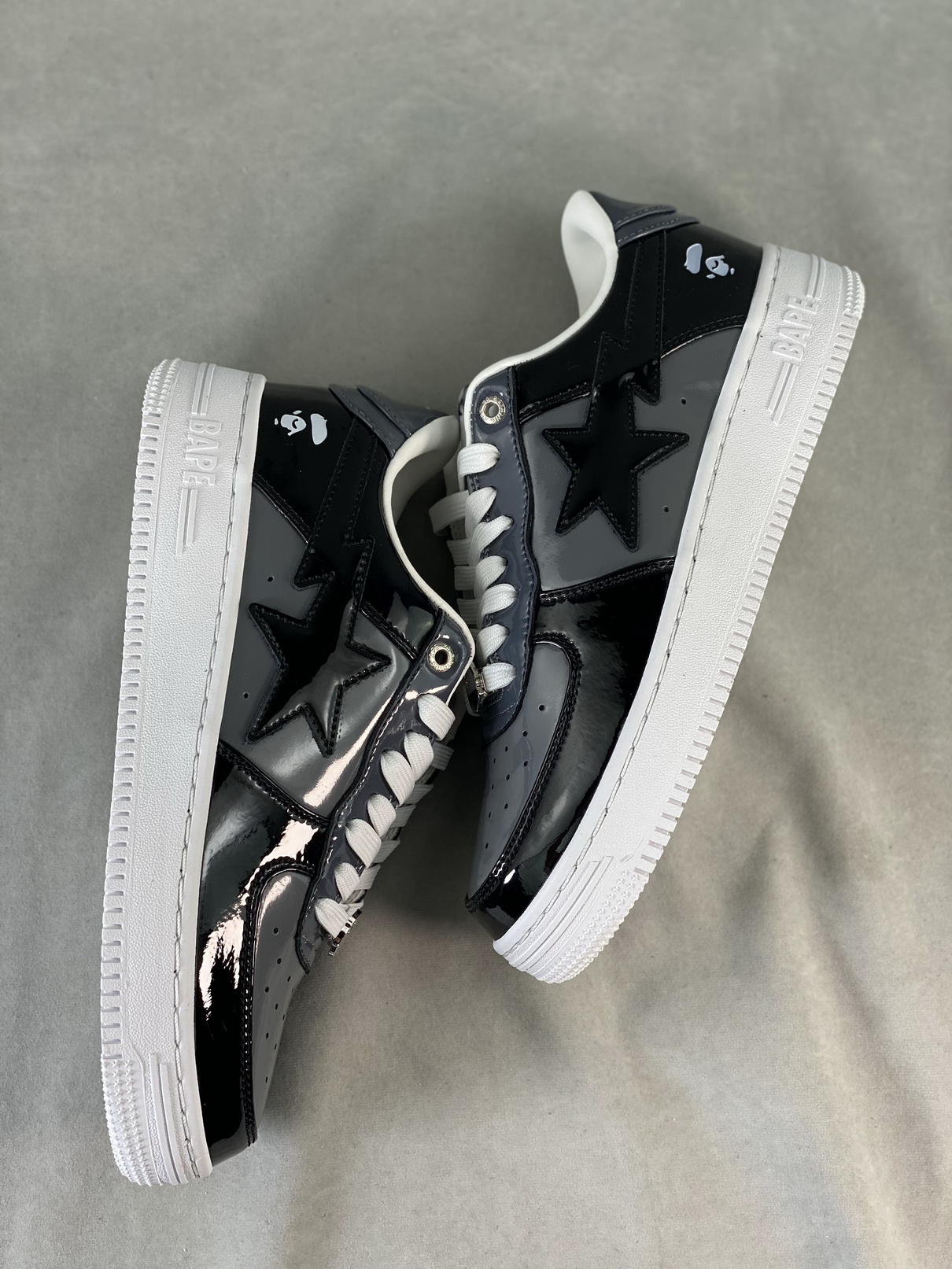 B*PE SNEAKER