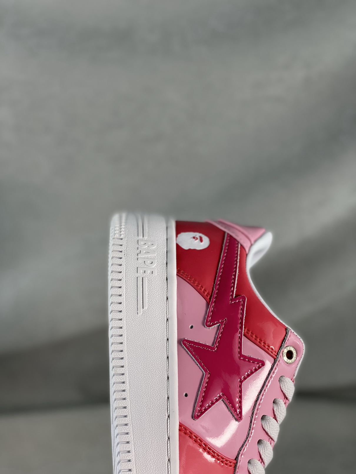 B*PE SNEAKER
