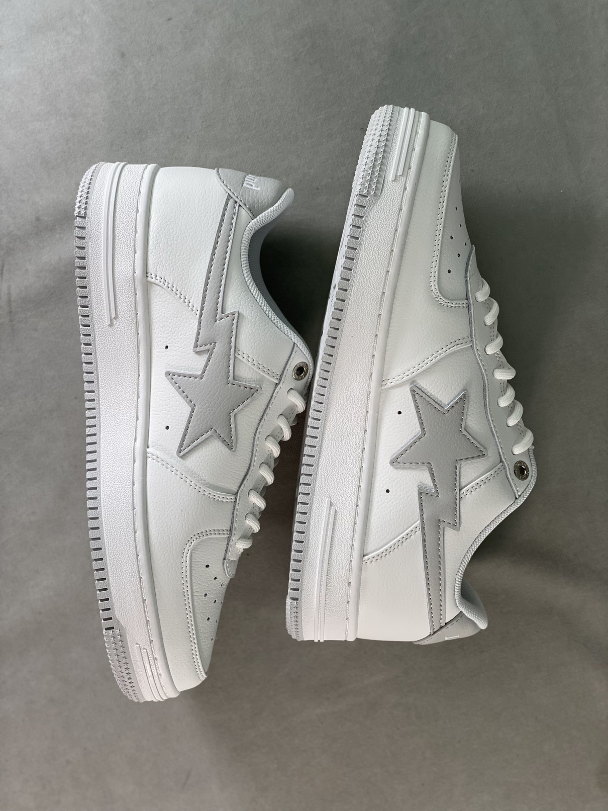 B*PE SNEAKER