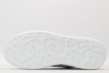 Alexander McQueen Oversized Ivory Black