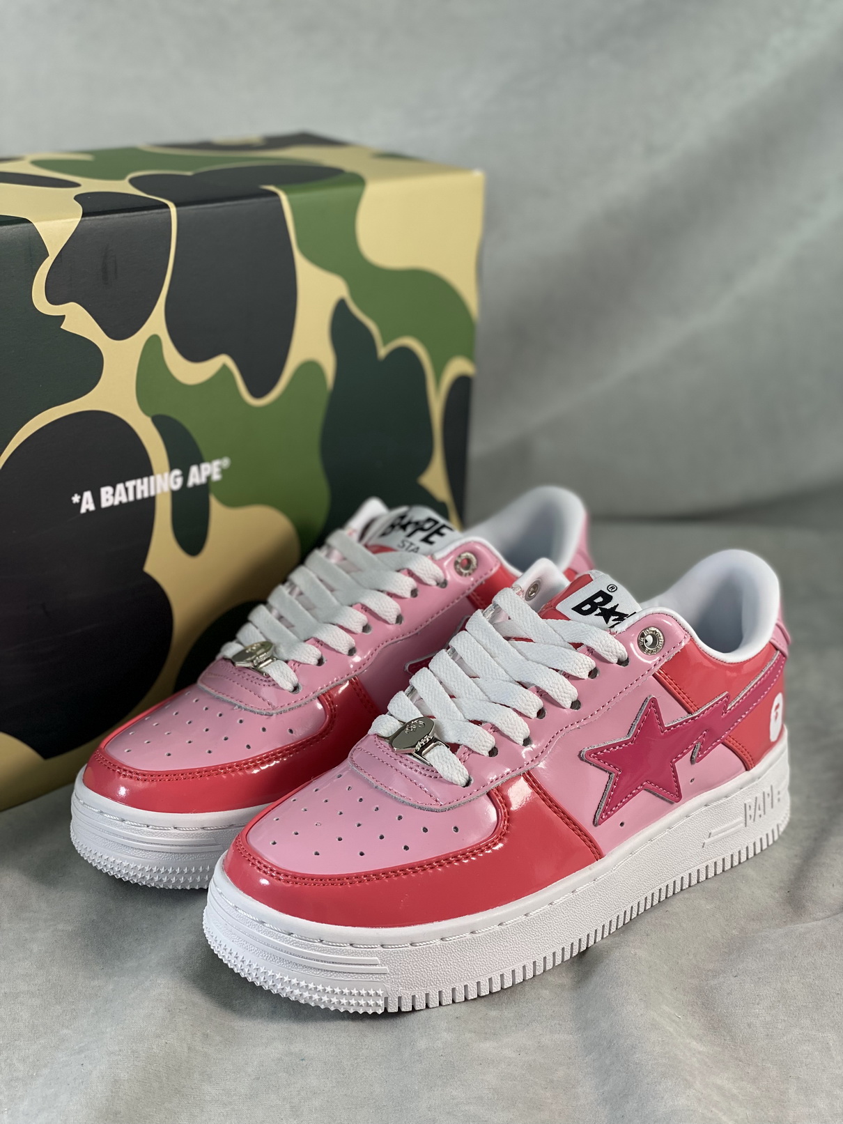 B*PE SNEAKER