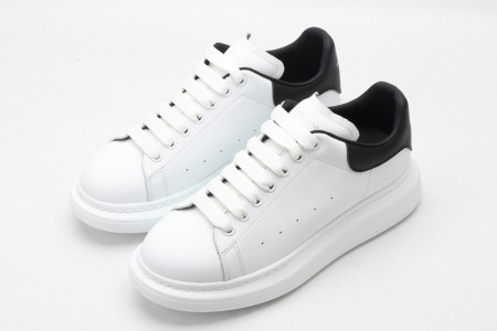 Alexander McQueen Oversized Ivory Black