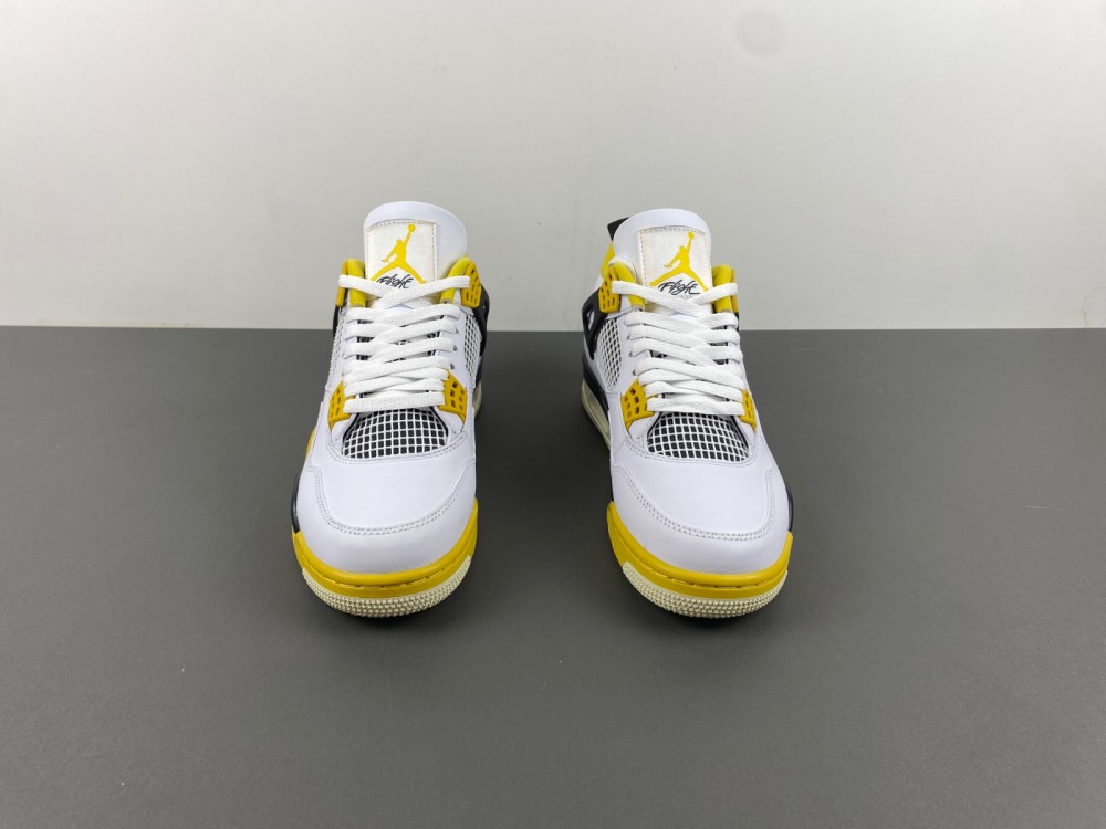 Air Jordan 4 “Vivid Sulfur”