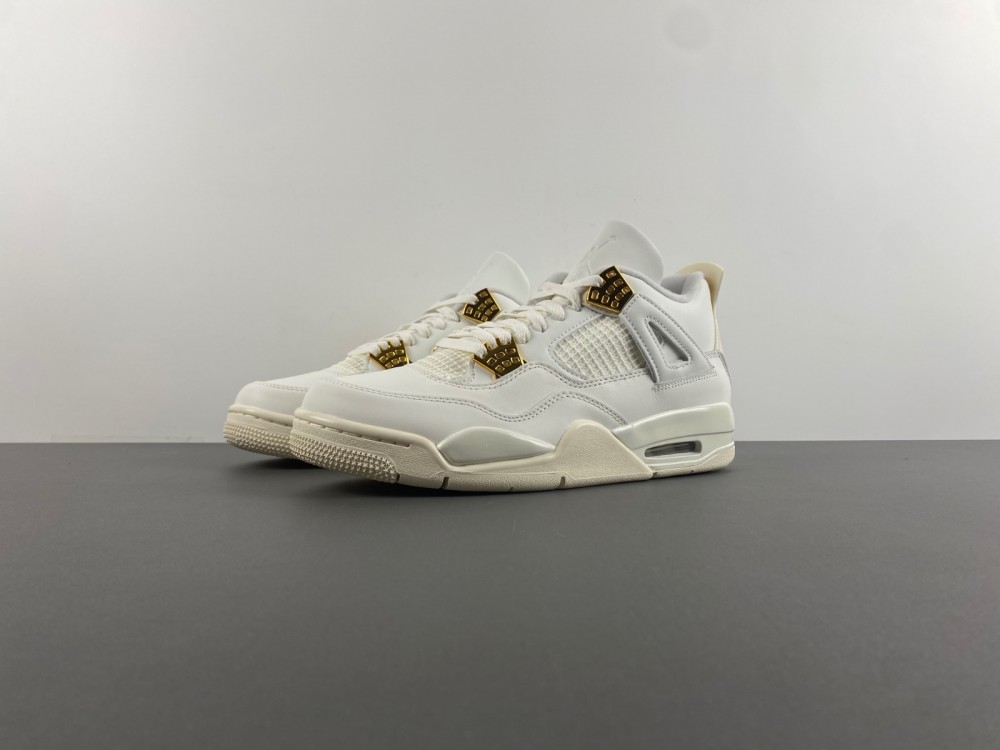 Air Jordan 4 “Metallic Gold”