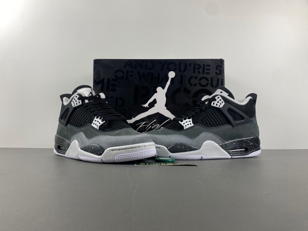 Air Jordan 4 “Fear”
