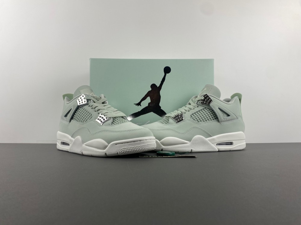 Air Jordan 4 “Seafoam”