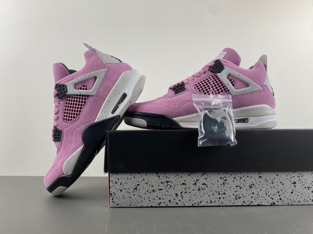 Air Jordan 4 WMNS “Orchid”
